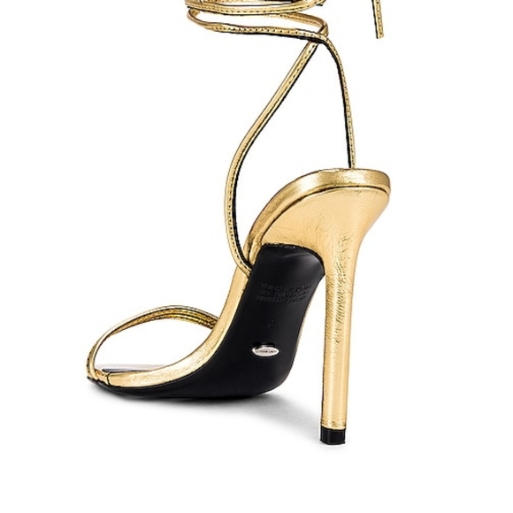 Heels - Picture 3 of 4